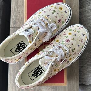 Vans Women's Floral Sneakers - Cream and Multicolor